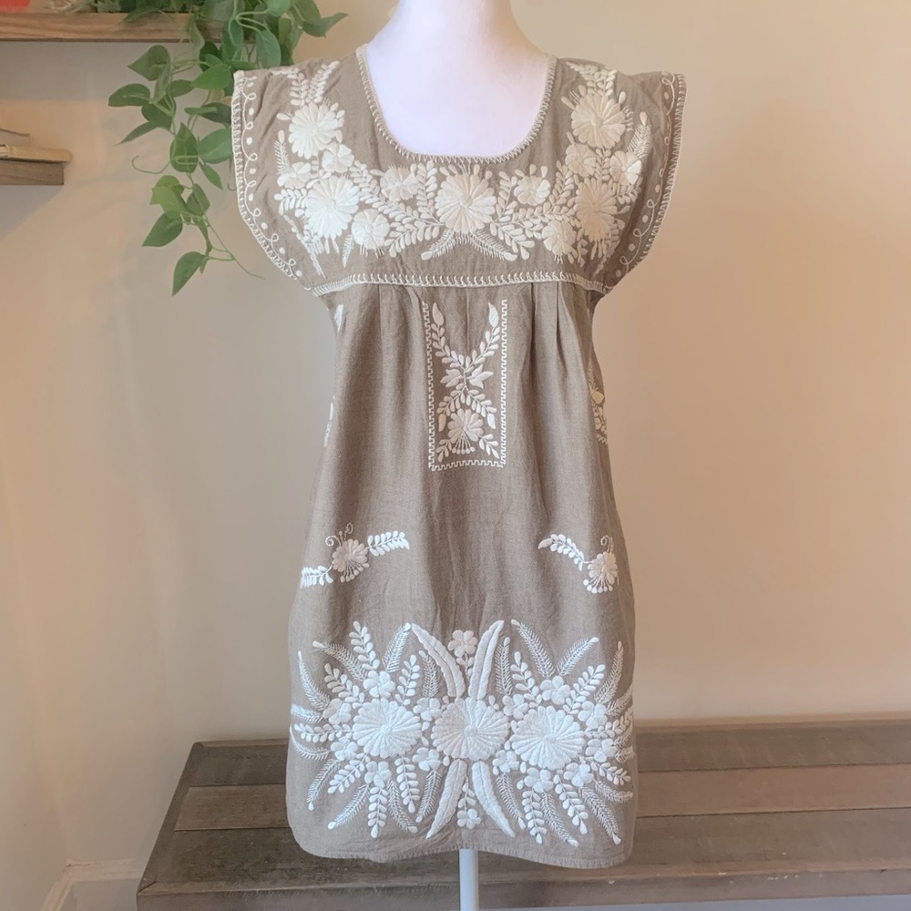 Zara Dress - Picture 2 of 5